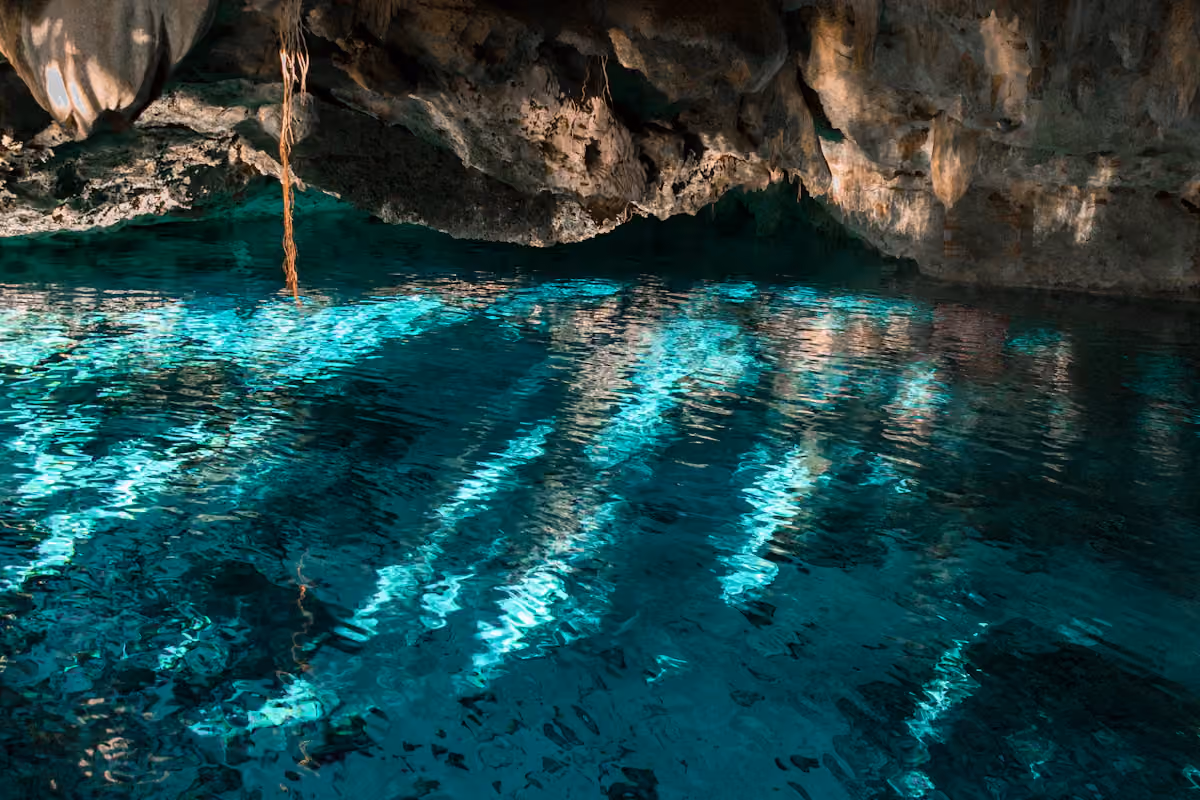 Clear turquoise water in a Mexican cenote cave