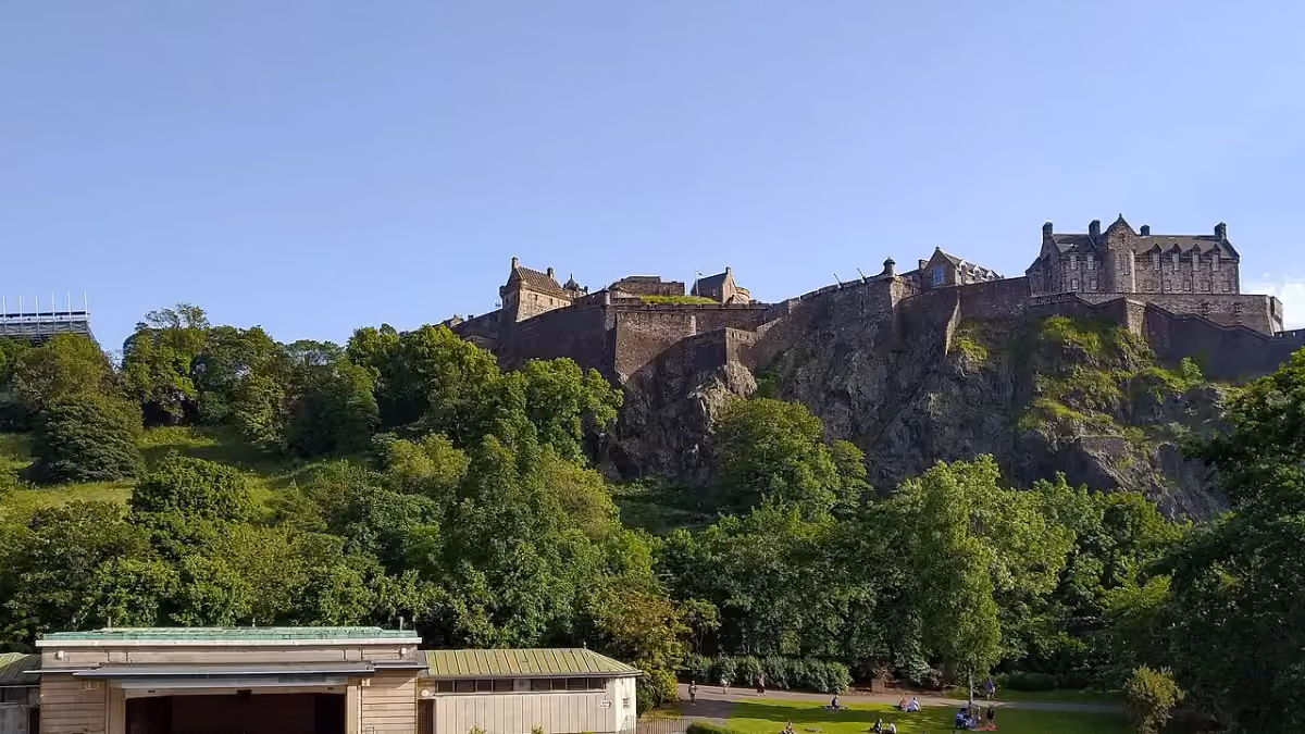 Edinburgh Castle seen from Princes Street Gardens