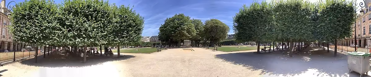 Place des Vosges in Paris’s Marais neighborhood